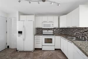 1750 NE 191st St 519, Miami, FL 33179 Sold 10/14/25