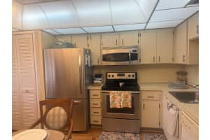 1000 Colony Point Circle, Pembroke Pines, FL 33026 - MLS#F10506253