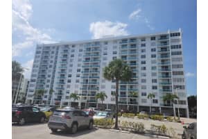 2841 NE 163rd St 1002, North Miami Beach, FL 33160 - MLS#F10506274