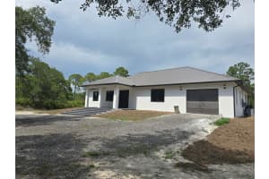 725 N Verda ST, Clewiston, FL 33440 Sold 08/14/25