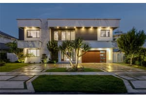 4921 NE 29th Ave, Lighthouse Point, FL 33064 Sold 09/12/25