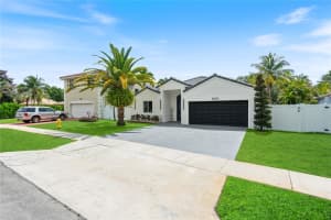5820 SW 102ND AVE, Cooper City, FL 33328 Sold 08/21/25