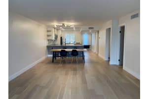 304 Racquet Club Rd 204, Weston, FL 33326 - MLS#F10506343