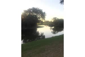 457 Vista Isles Dr 2127, Plantation, FL 33325 - MLS#F10506379