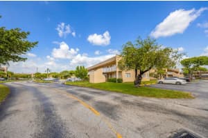 9101 Sunrise Lakes Blvd 216, Sunrise