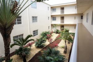7705 SW 86th St B-209, Miami, FL 33143 Sold 09/29/25
