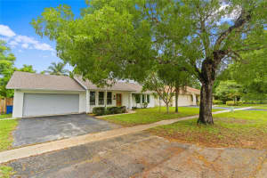 5005 SW 87th Ave, Cooper City, FL 33328 - MLS#F10506470