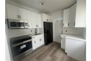 550 NW 15th Ct, Pompano Beach, FL 33060 Sold 08/19/25