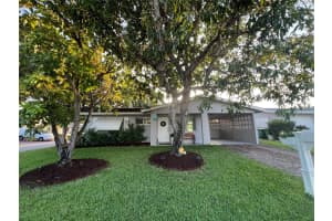 4801 Nw 27th Ter, Tamarac