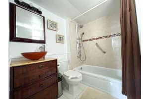 113 Royal Park Dr 3A, Oakland Park, FL 33309 - MLS#F10506580