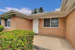605 S D St, Lake Worth Beach, FL 33460 Sold 10/31/25