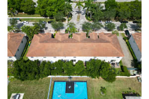 8244 Prestige Commons Dr, Tamarac, FL 33321 - MLS#F10506588