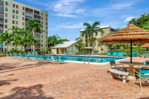 2112 S Cypress Bend Dr 401, Pompano Beach