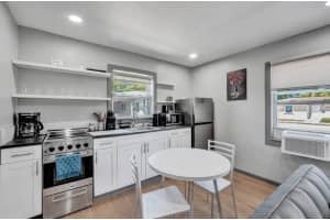 824 S 20th Ave 2, Hollywood, FL 33020 - MLS#F10506612