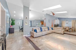 15541 S Roundtable Rd, Davie, FL 33331 Sold 09/15/25