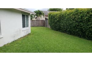 894 SW 55th Ter, Margate, FL 33068 Sold 07/24/25