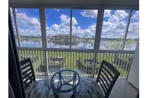 1301 Sw 134th Way 204, Pembroke Pines