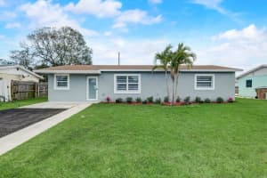 520 Sw 13th Pl, Deerfield Beach
