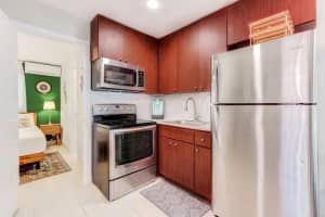 74 NE 5th St, Deerfield Beach, FL 33441 - MLS#F10506772