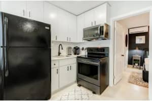 72 NE 5th St, Deerfield Beach, FL 33441 - MLS#F10506776