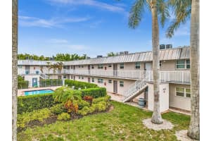 2050 N Douglas Rd 211, Pembroke Pines, FL 33024 - MLS#F10506802