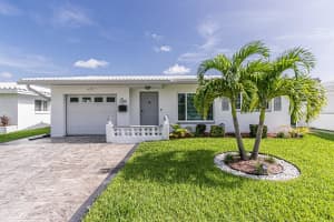 8105 Nw 59th St, Tamarac