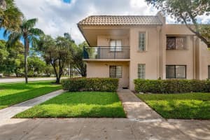 340 Racquet Club Rd 101, Weston