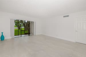 340 Racquet Club Rd 101, Weston, FL 33326 - MLS#F10506850