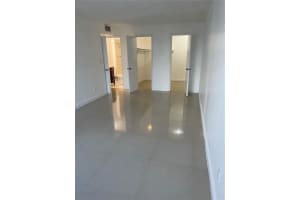 488 NW 165th Street Rd 309B, Miami, FL 33169 - MLS#F10506864