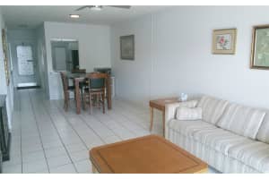 465 Paradise Isle Blvd 207, Hallandale Beach, FL 33009 - MLS#F10506922