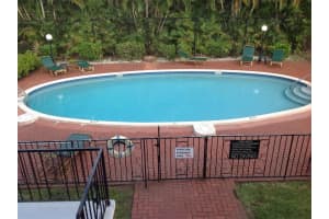 1431 14 Th Av 108, Hollywood