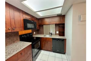 116 Royal Park Dr 1D, Oakland Park, FL 33309 Sold 10/13/25