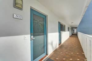 818 SE 4th St 202, Fort Lauderdale, FL 33301 - MLS#F10506958