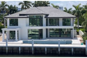 24 Fiesta Way, Fort Lauderdale