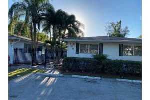 107 SW 18th Ave 8, Fort Lauderdale, FL 33312 - MLS#F10506991