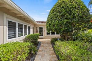 1719 Poinsettia Dr, Fort Lauderdale