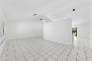9216 Sun Pointe Dr, Boynton Beach, FL 33437 Sold 06/18/25
