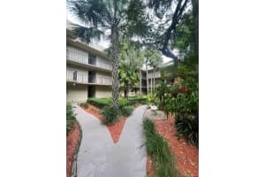 10855 Sw 112th Ave 218, Miami