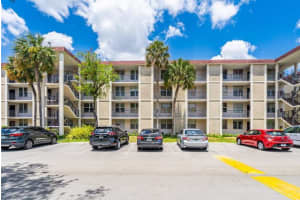 2650 Nw 49th Ave 217, Lauderdale Lakes