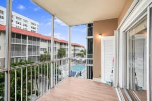 2081 S Ocean Drive 310, Hallandale Beach, FL 33009 Sold 08/08/25