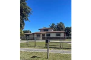 890 Nw 33rd Way, Lauderhill, Fl 33311, Lauderhill
