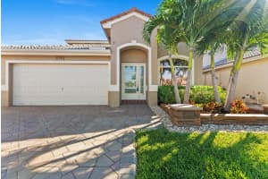 3710 Woodfield Ct, Coconut Creek, FL 33073 Sold 07/03/25