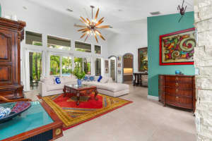 611 NE 20th St, Wilton Manors, FL 33305 Sold 08/12/25