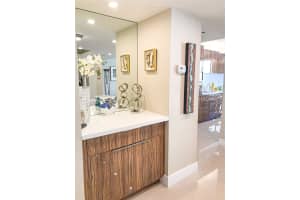 20191 E Country Club Dr 1502, Miami, FL 33180 Sold 09/30/25