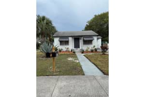 626 37th St, West Palm Beach, FL 33407 - MLS#F10507327