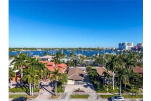 735 Tyler St, Hollywood, FL 33019 - MLS#F10507340