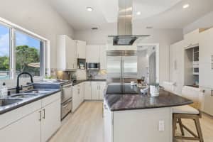 3900 NE 23rd Ter, Lighthouse Point, FL 33064 - MLS#F10507356