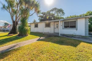 15614 SW 297th Ter, Homestead, FL 33033 Sold 08/21/25