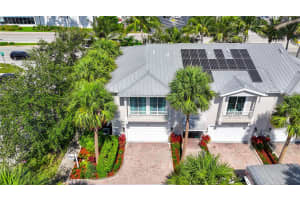 2105 SE 5th St 2105, Pompano Beach, FL 33062 - MLS#F10507379