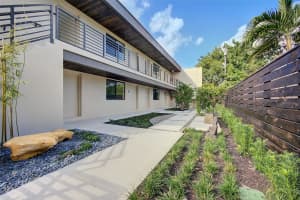 1273 NE 38th St 1, Oakland Park, FL 33334 - MLS#F10507385